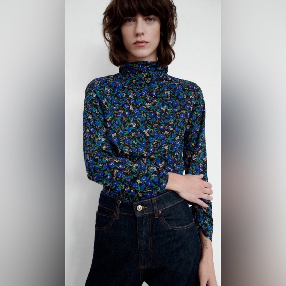 Zara Blue Multicolor Floral Long Ruched Sleeve Mock Neck Blouse | Size XS